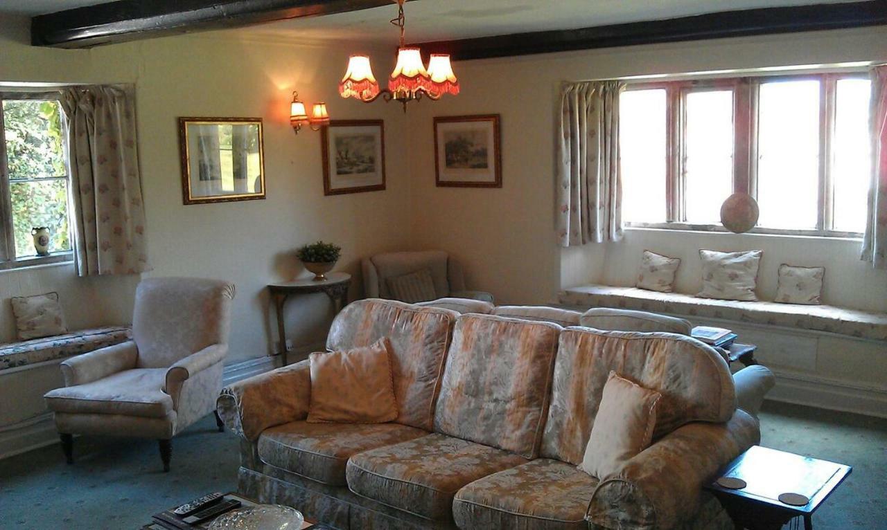 Rangeworthy Court Hotel Esterno foto
