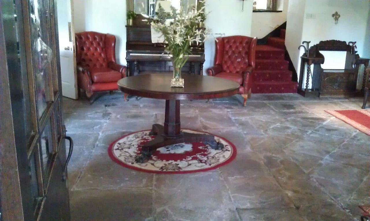Rangeworthy Court Hotel Esterno foto