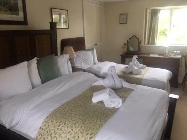 Rangeworthy Court Hotel Esterno foto