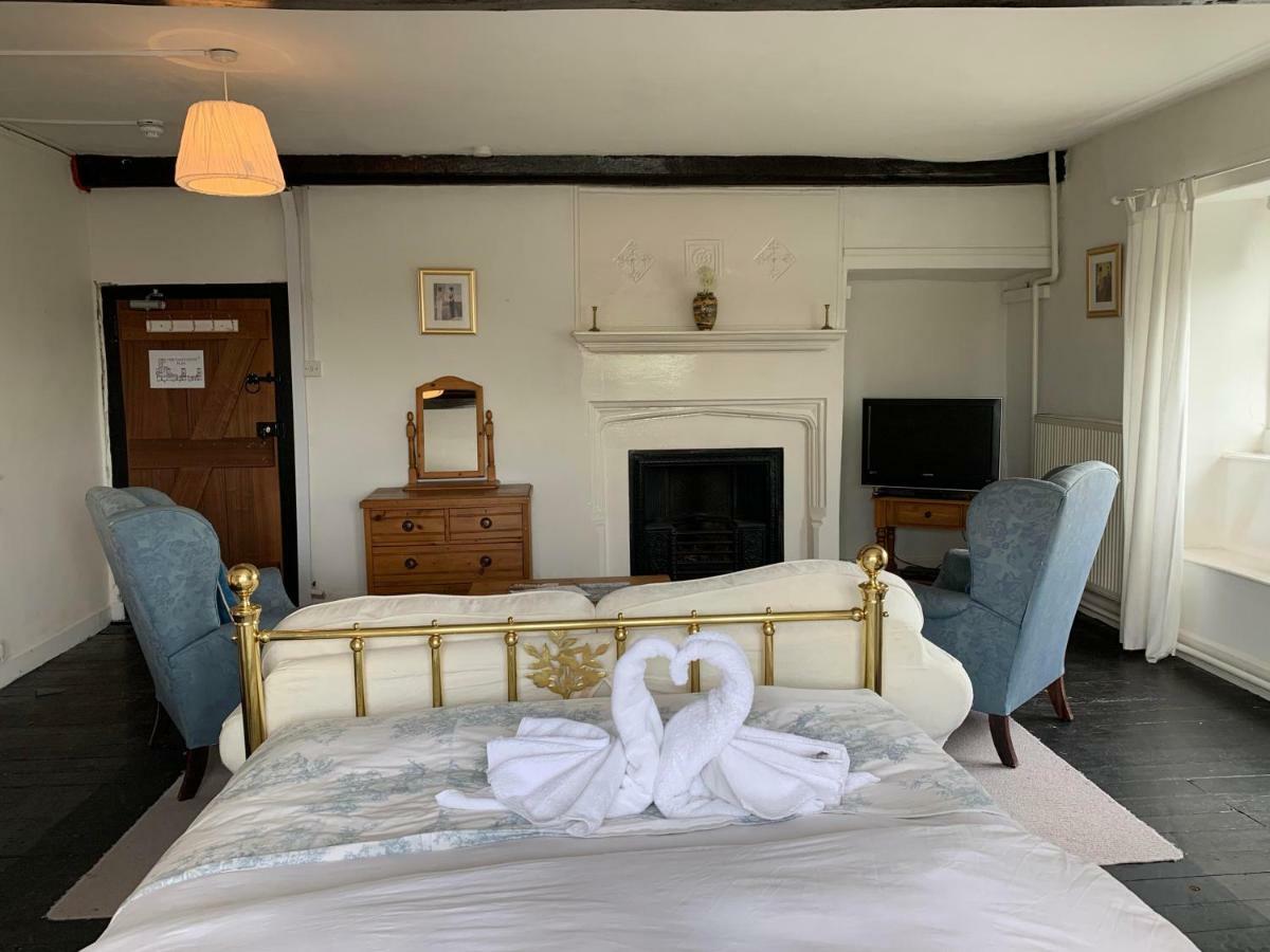 Rangeworthy Court Hotel Esterno foto