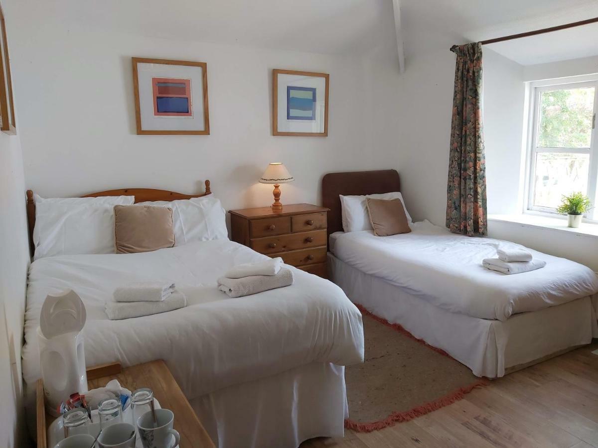 Rangeworthy Court Hotel Camera foto
